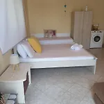 Nyaraló Private House *